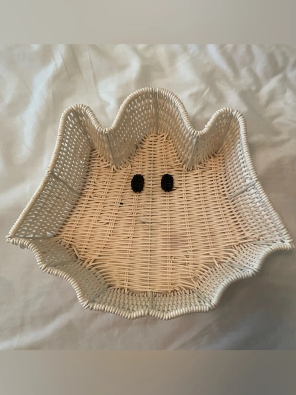 Ghost Woven Wicker Basket White Halloween Candy Bowl Tray Decor‎ 12in